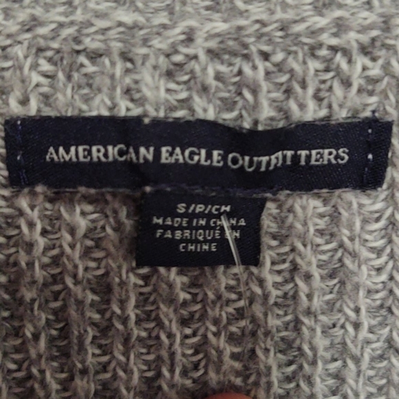 Sweater - Picture 3 of 3